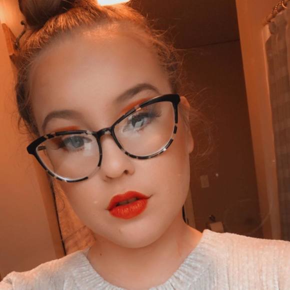tarajoywhite1